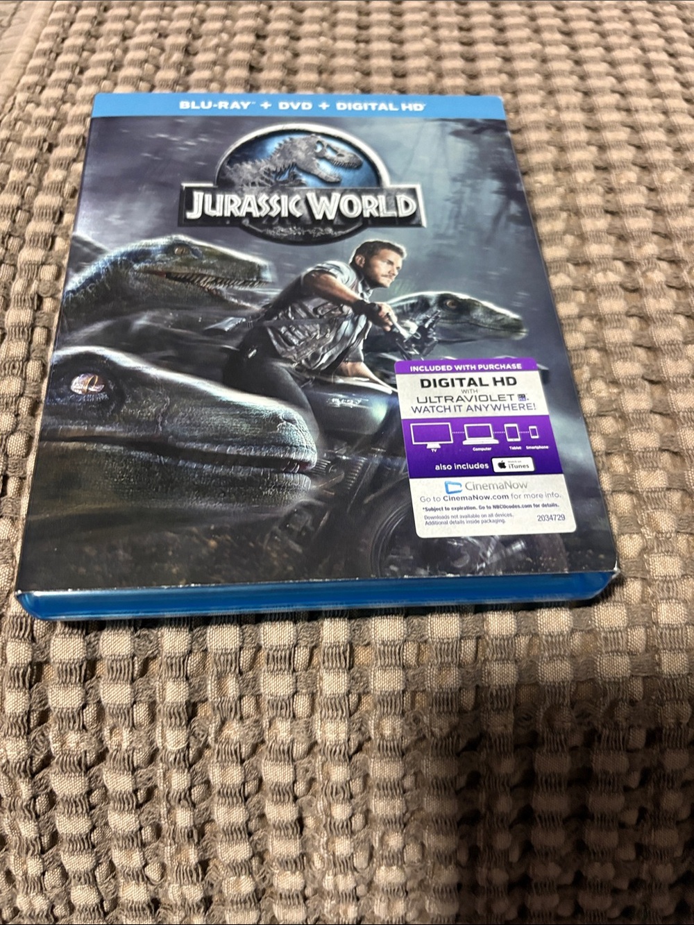 Jurassic World Blu-ray + DVD + Digital HD - Blue Case